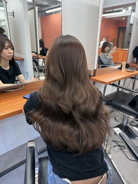 レブ 三条河原町(Reb,) ブリーチなしダブルカラーレイヤーカットミルクティーベージュ