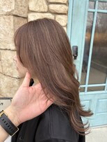 シエル(4el)&nbsp;大人っぽいツヤ感のくびれレイヤーミディ◯