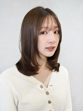 フォト イケブクロ(foto IKEBUKURO) ミディアムレイヤー/顔まわりカット/池袋/10代20代30代