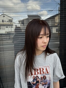 エミタス 柳通り(Emitas.) ツヤ感カラー