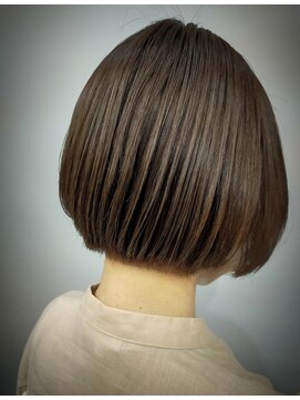 バッカ(BACCA) ショート　ミニボブ×質感改善ストレート(末松)