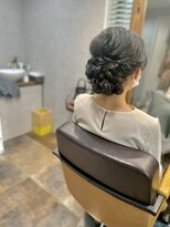 ベルトオブヴィーナス(Belt of venus)&nbsp;華やかルーズシニヨンアレンジ