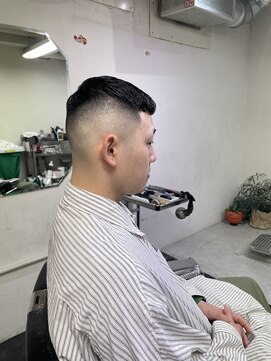 メリケンバーバーショップ フクオカ(MERICAN BARBERSHOP FUK) 本格スキンフェードバーバースタイル