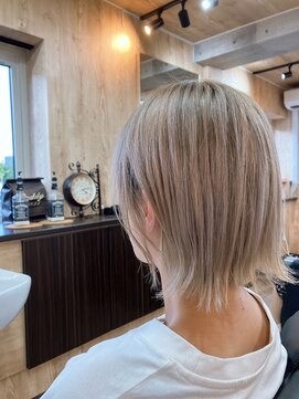 バディ(Buddy) ベージュ