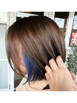 モアヘアーセカンド(MORE-HAIR Second) 暗めグレーブラウン×インナーカラーブルー