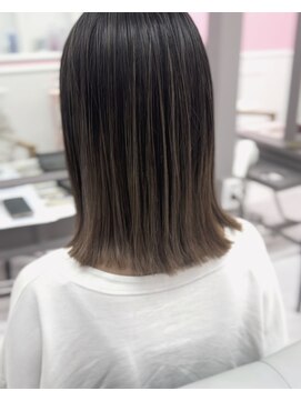 シャルティア(SHALLTIA) 細めハイライト【山口市美容室】【山口市ハイライト】