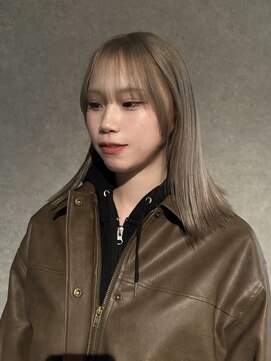 イトシテ 透明感ベージュ