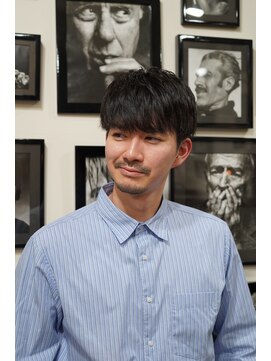 オブヘアーギンザ(Of HAIR GINZA) カット　パーマ　フェード　シェービング　ヘッドスパ