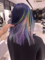 ステア ケース(stair case)&nbsp;ハイトーンインナーカラープリズムカラー髪質改善トリートメント