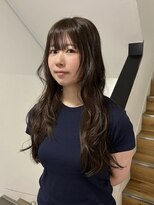 ヨーク(YOKE)&nbsp;【YOKE】レイヤーロングウルフくすみブラウン顔周りカット20代