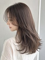 シンク オモテサンドウ(sync omotesando)&nbsp;アッシュベージュ/グレージュカラー/レイヤーカット/髪質改善