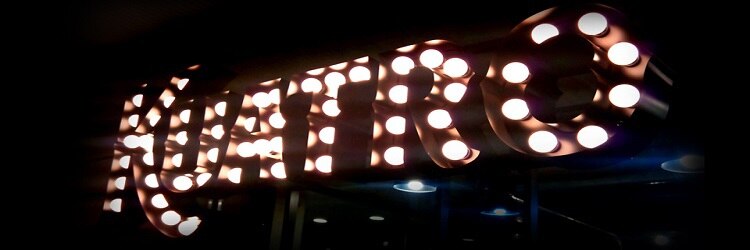 クアトロ(KUATRO)のサロンヘッダー