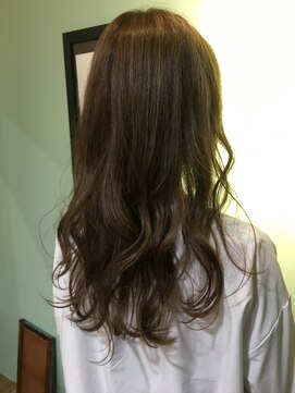 ラべリー 池袋(LOVELEY) お客様スタイル8 ハイライトアッシュベージュ 鈴木和毅