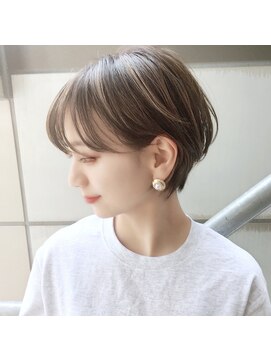 エマ ギンザ(EMMA GINZA) ひし形ショートくびれショート似合わせカット40代50代