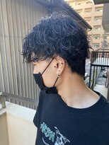 ブレイズ ザ サロン(BLAZE THE SALON)&nbsp;伸ばしかけ黒髪センターパート風波巻きパーマ【BLAZE 大庭】