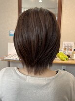 ブラベリー(Bravery)&nbsp;ベージュ系カラー＆サッパリショートボブ☆