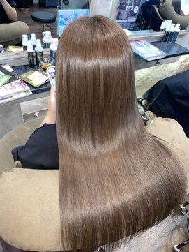 エンジェル 川越(Angel) 髪質改善/酸熱融合カラートリートメント/カーキベージュ/20代