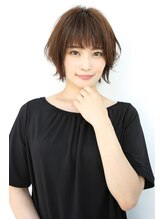 アイナ(aina) 襟足長めのちょいウルフショート/髪質改善/ヘッドスパ/カラー
