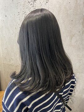 シーインフィニート(C∞) 動きでるロングスタイル
