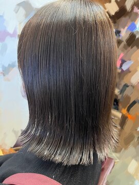 ビューティーワークスループライン(beautyworks LoopLine) 切りっぱなしミディアム