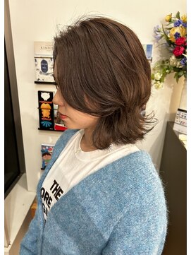 バーグ ドゥ(Bague deux) くびれ外ハネレイヤー