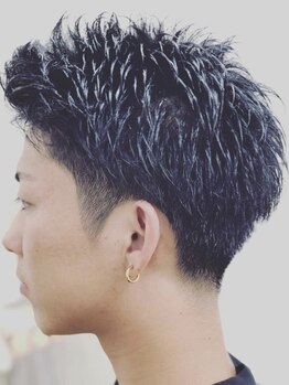 ヘア リーフ(Hair Leaf)の写真/【メンズ限定少人数サロン】眉カット可だからトータルの身だしなみケアもでき、清潔感のある印象に☆