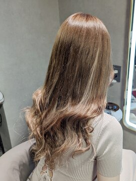 レアナ バイ ニーナ(Leana by NINA) プルエクステでロングヘア　札幌西区美容室「レアナ」