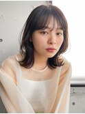 レイヤーカット薄めバングくびれヘア外ハネミディうる艶髪前髪