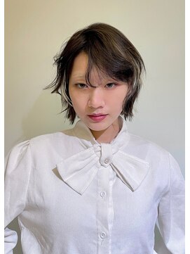 ヴィサージュクオン(VISAGE Quon) ハイライトウルフショート