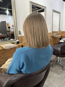 グランルシア(GRAN Lucia) クリーミーベージュ