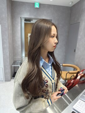 サロウィン 静岡 呉服町通り店(SALOWIN) 柔らかベージュ