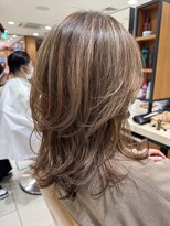 ピークアブー アヴェダ 池袋東武(PEEK-A-BOO AVEDA) ミディアムレイヤー