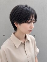 テラ(terra)&nbsp;小顔見せ前髪×黒髪ハンサムショート/20代30代40代