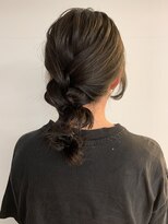 【LA PENSEE】個性的的なタイトめドレスヘア