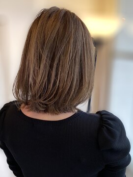 ヘアーエポック(hair epoque) 20代30代ミニボブココアブラウン小顔美肌ストレート丸み