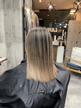 ラフ(LAFF) #黒髪#ボブルフ#ネビージュ#小顔#ワンレン