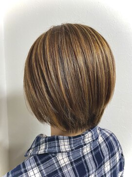 カミコーゼット グレイ(kamiko-Z Gray) 【炭酸シャンプー付き】カット＋カラー＋デザインカラー