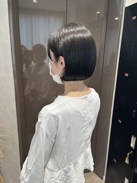 クエ(QUE) ショート/くびれショート/20代30代40代/横浜