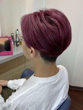 ドゥエンデ(Duende) ショートヘアのブリーチオンカラー