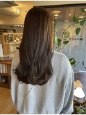 オリーブベージュ