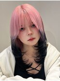 9874黒髪袖カラーホワイトピンクグラデーションワンカールボブ