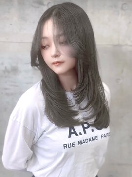 ジィルム(XELM) ブリーチグレー【高崎/高崎駅/高崎駅西口】