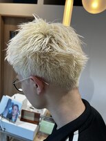 メリア(MELIA)&nbsp;スパイキーホワイトショート