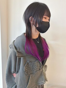 ウルフカット×インナーカラー