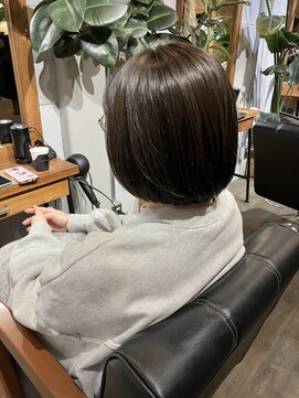 ヘアードレスビュー(hair dress V.I.E.W) ボブショート×オリーブブラウン