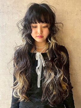 イル(iLe.) ブリーチ/ミディアムヘア/デザインカラー/フェイスフレーミング