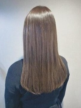 ナフィ バイ エイム 町田店(Nafie by eim) 大人女子/艶髪/ナチュラルロング/ストレート/ブラウンアッシュ