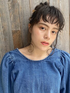 レオニード 表参道(LEONID) 抜け感ミディアムアレンジ