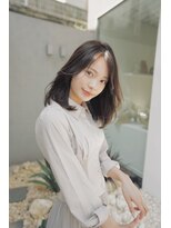 ドットハリス(.Hallis)&nbsp;大人かわいい/小顔/ミディアムレイヤー/20代30代40代