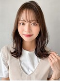 美髪アプリコットオレンジミディアムレイヤーくびれヘアaa
